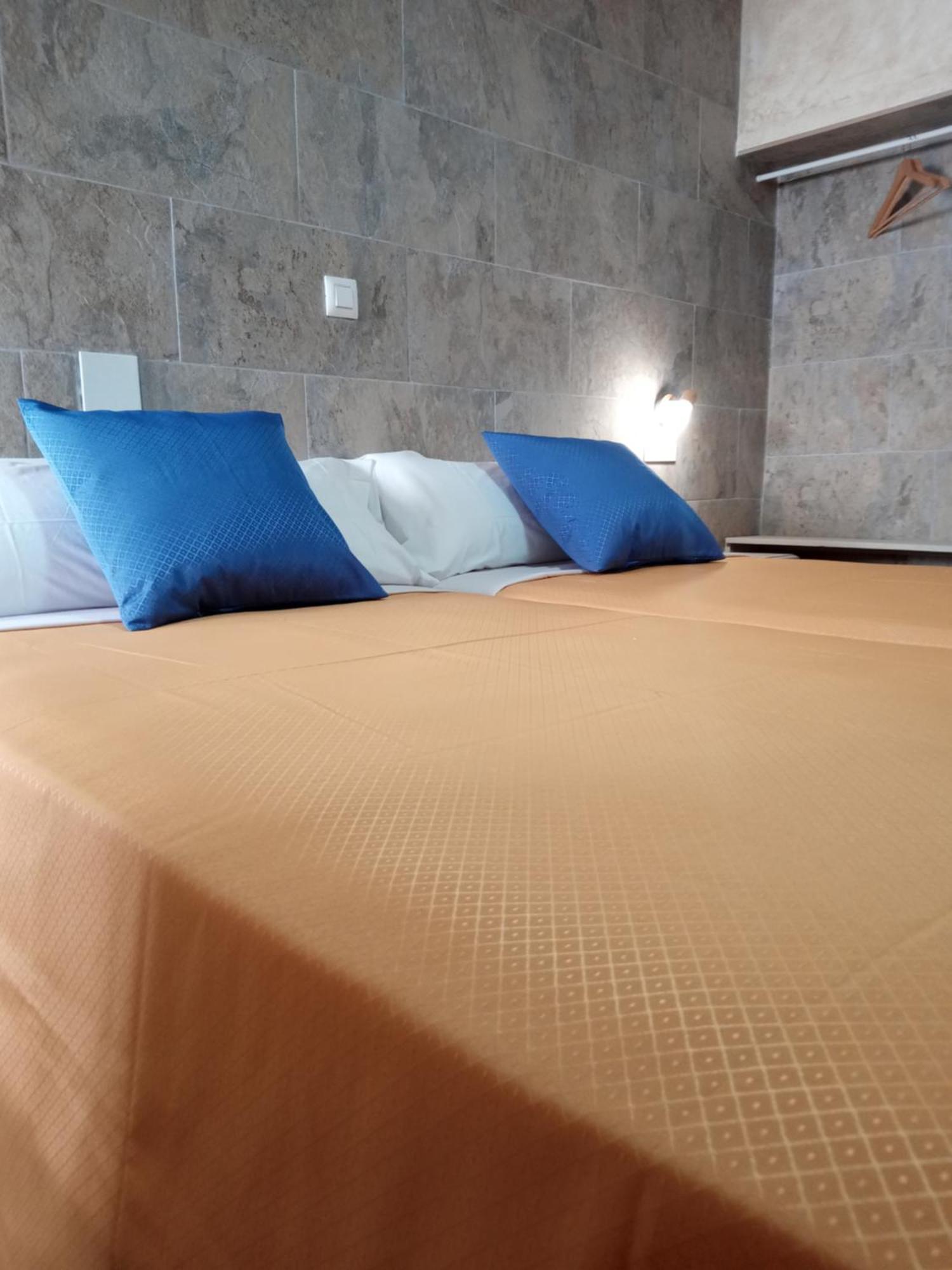 La Tortuga Lodging Rooms Tarifa Buitenkant foto
