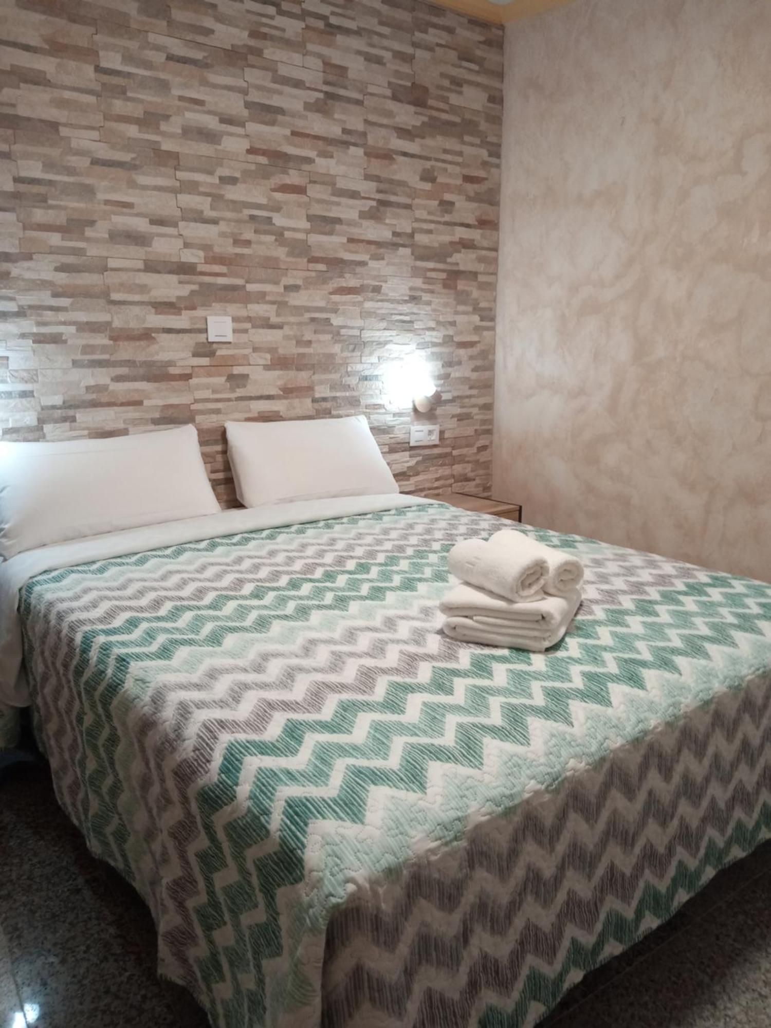 La Tortuga Lodging Rooms Tarifa Buitenkant foto